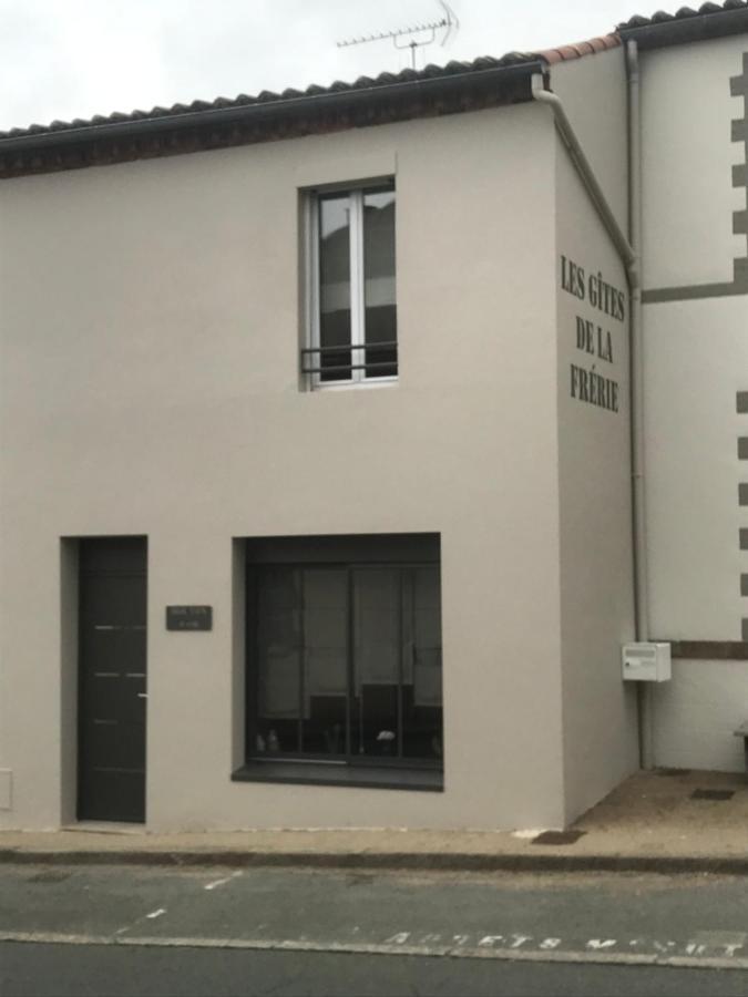 Les Gites De La Frerie La Gaubretiere Exteriör bild